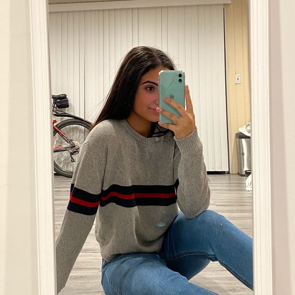 Striped grey sweater; Brandy Melville - Picture 1 of 3